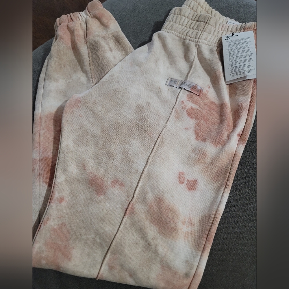 Nwt nike sweatpants